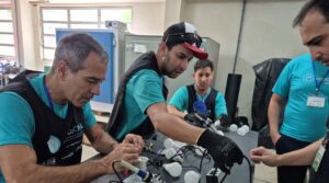 ReciclaON e Instituto Federal de Santa Catarina aplicam oficina inovadora de recuperação de lâmpadas de LED para aumentar a vida útil do produto e gerar impacto na renda dos catadores