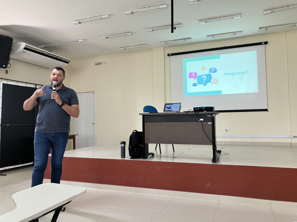 Galeria de fotos do Curso de Educação para a Destinação Socioambiental de Resíduos Eletrônicos de Boa Vista