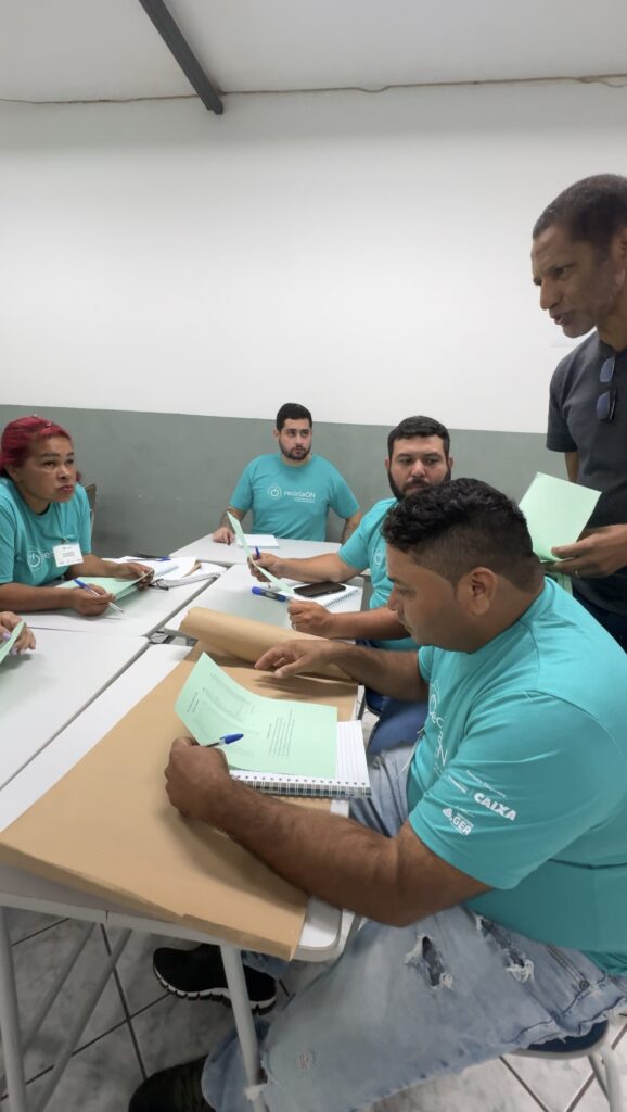 Galeria de fotos do Curso de Gestão de Resíduos Eletroeletrônicos em Cooperativa de Catadores de Cuiabá