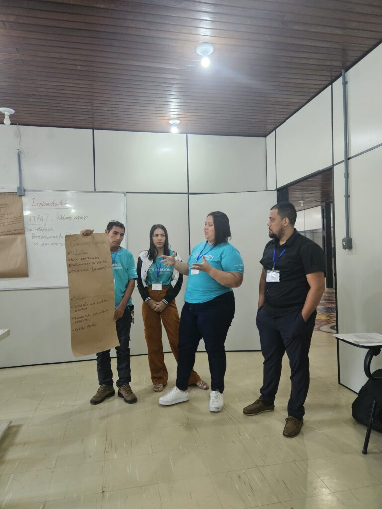 Galeria de fotos do Curso de Gestão de Resíduos Eletroeletrônicos em Cooperativa de Catadores de Manaus
